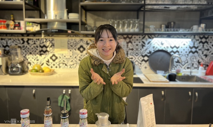 Quán cà phê khách gọi món bằng tay